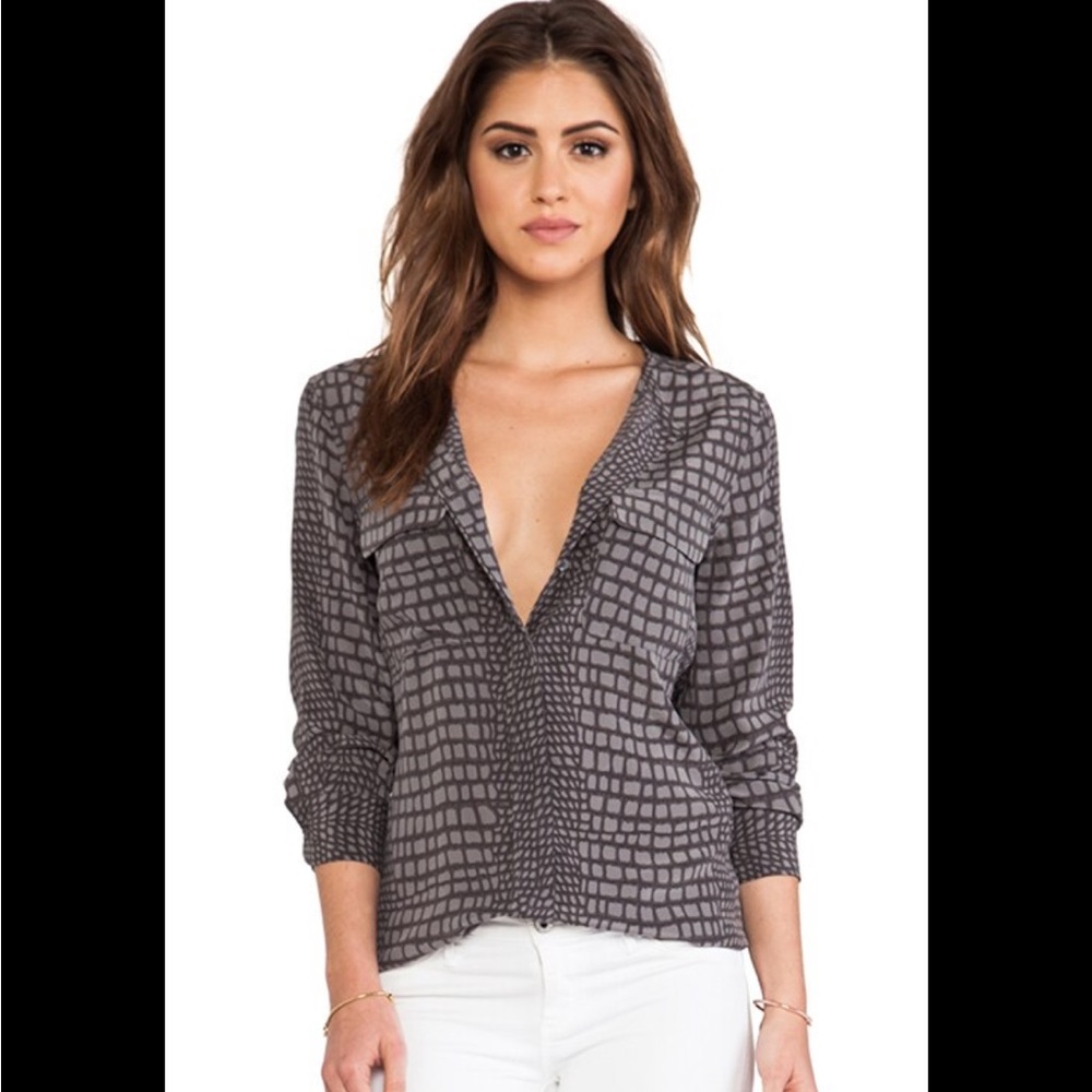 Equipment “Lynn” crocodile 100% silk blouse [size women’s medium]